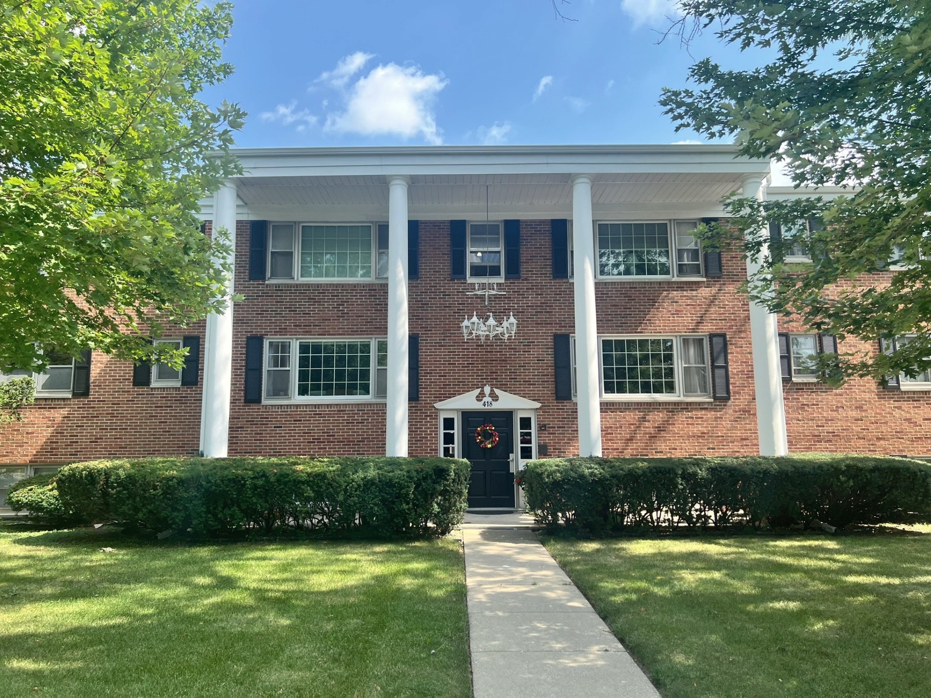 418 N. First Street. Apt. 2