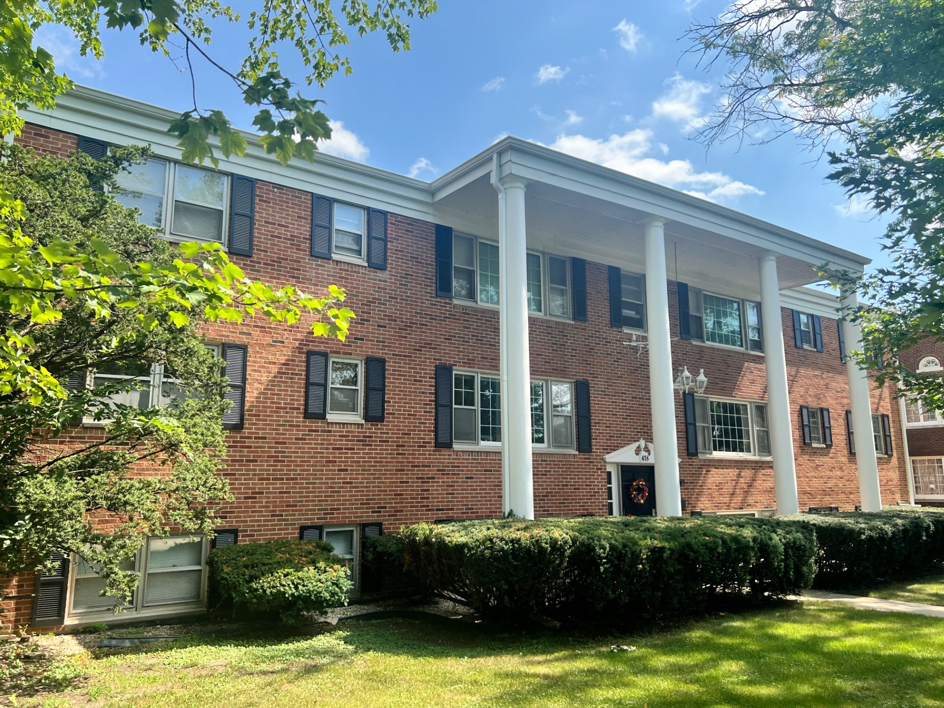 418 N. First Street. Apt. 1